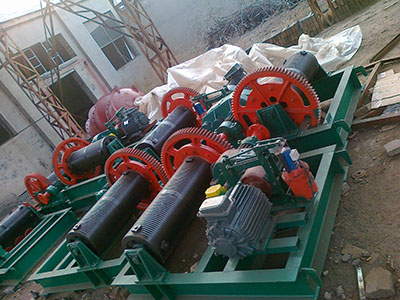 ��?y��)P(y��ng)ʽ���]�C(j��)